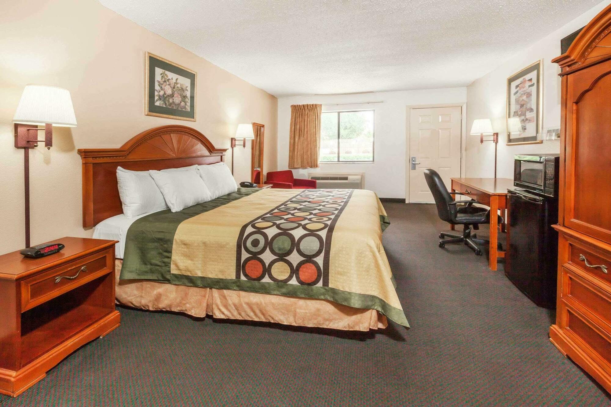 Super 8 By Wyndham Arlington East Hotel Eksteriør billede